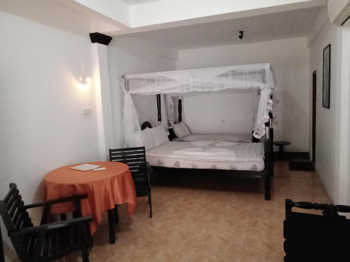 Ibisbird Beach Bungalows, Sport, Spa And Restaurant Tangalle Exteriör bild