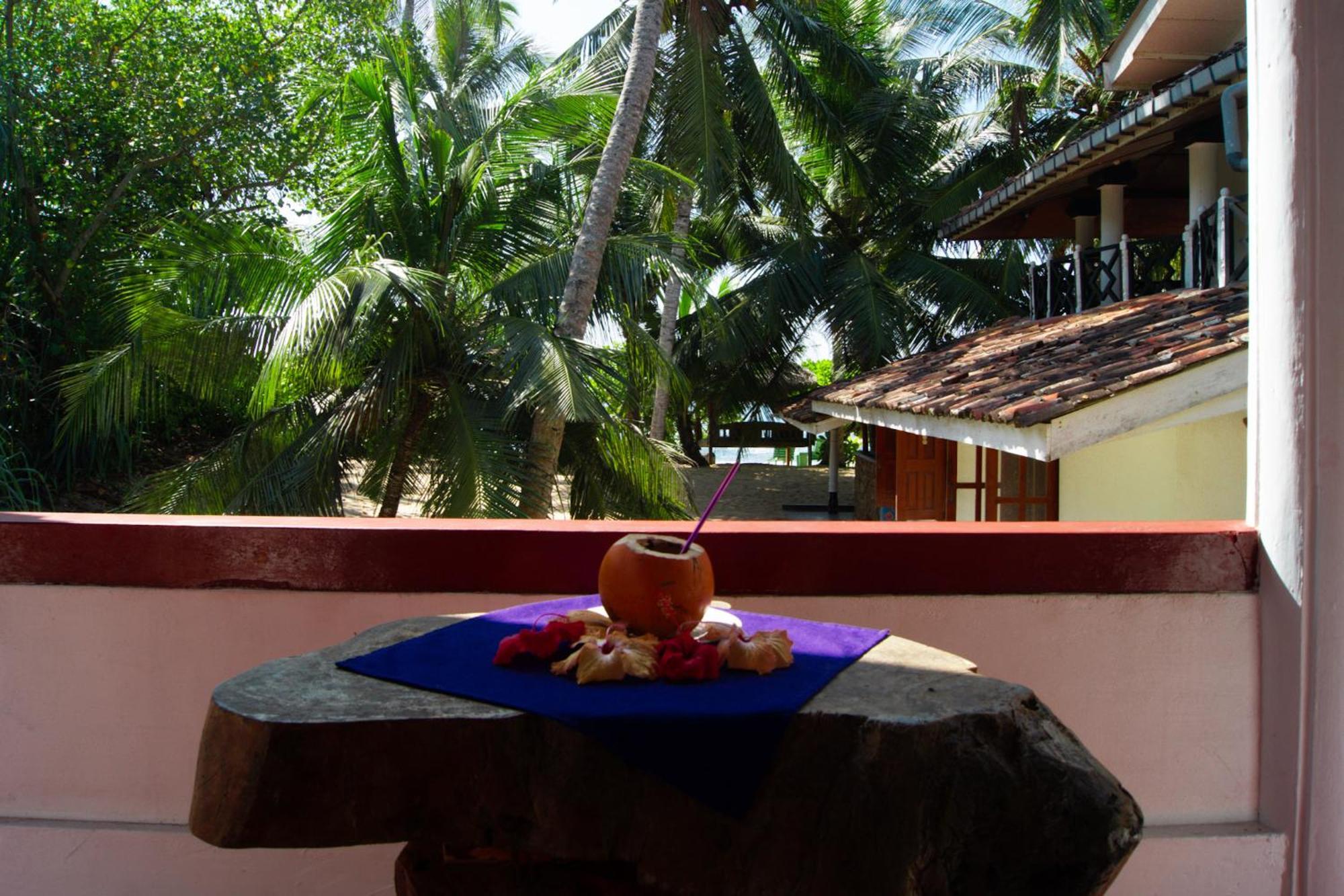 Ibisbird Beach Bungalows, Sport, Spa And Restaurant Tangalle Exteriör bild