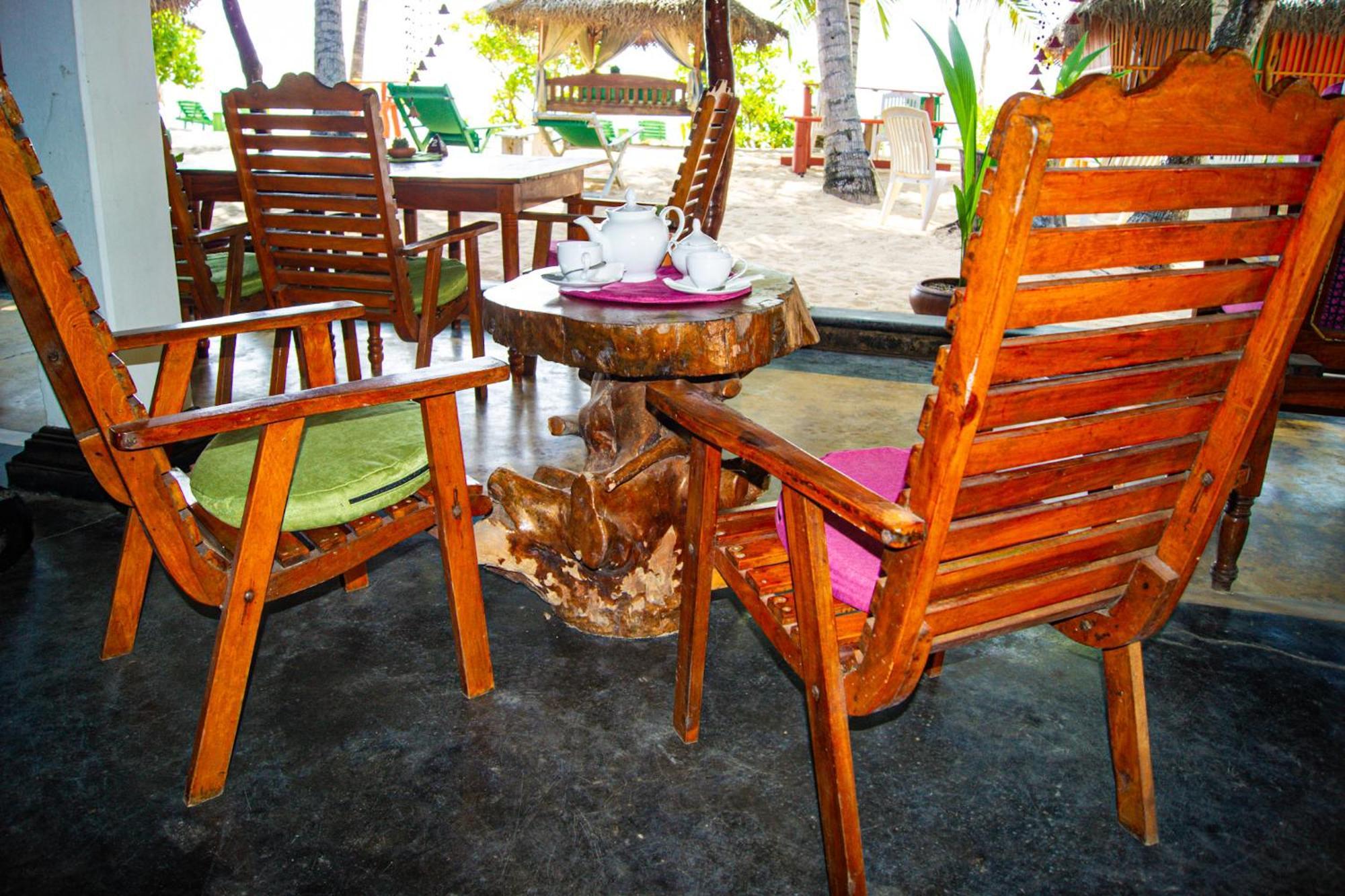 Ibisbird Beach Bungalows, Sport, Spa And Restaurant Tangalle Exteriör bild